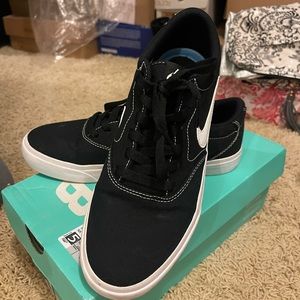 Size 9 Canvas Nikes barely worn